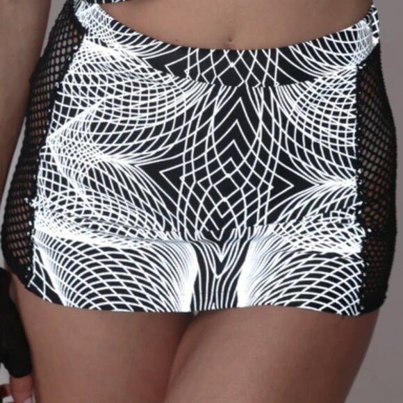 NWOT iHeartRaves sz Large rave short reflective mini skirt - Picture 1 of 4